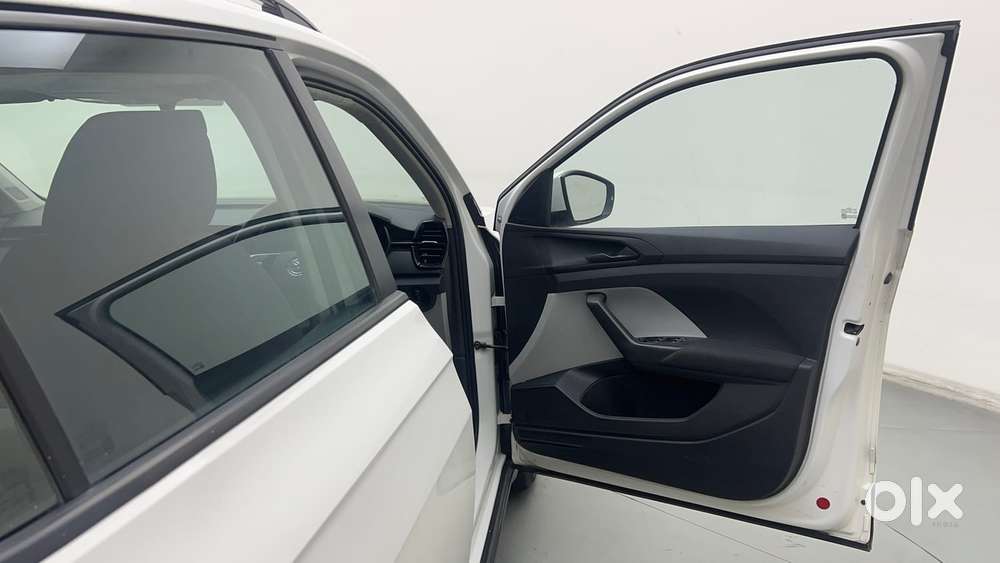 Skoda Kushaq Active 1.0 Tsi Mt, 2022, Petrol
