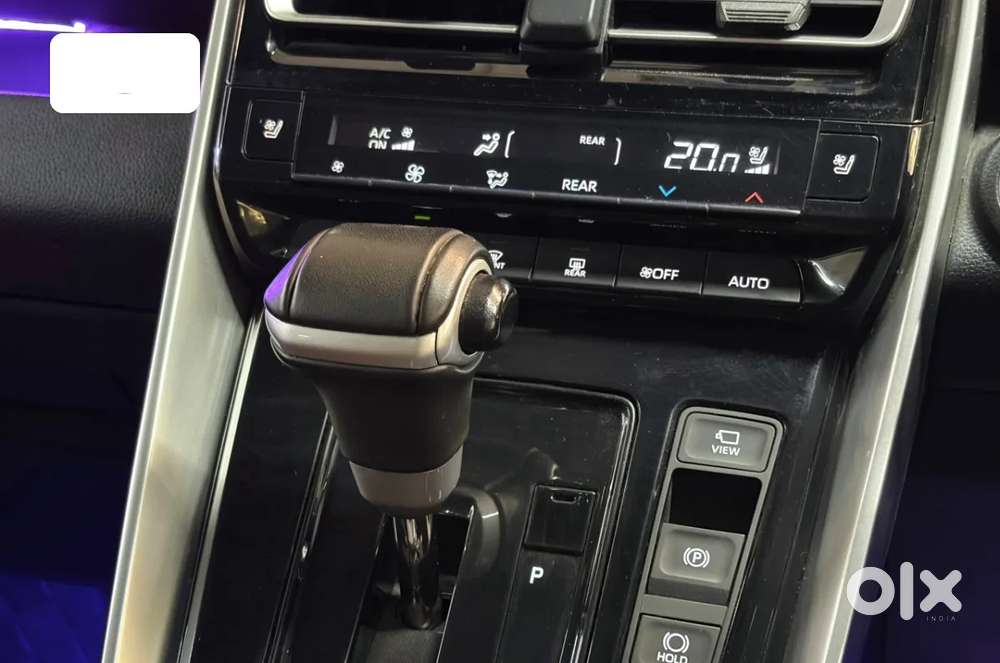 Toyota Innova Hycross 2.0 Zx (o) Hybrid 7 Str, 2024, Petrol