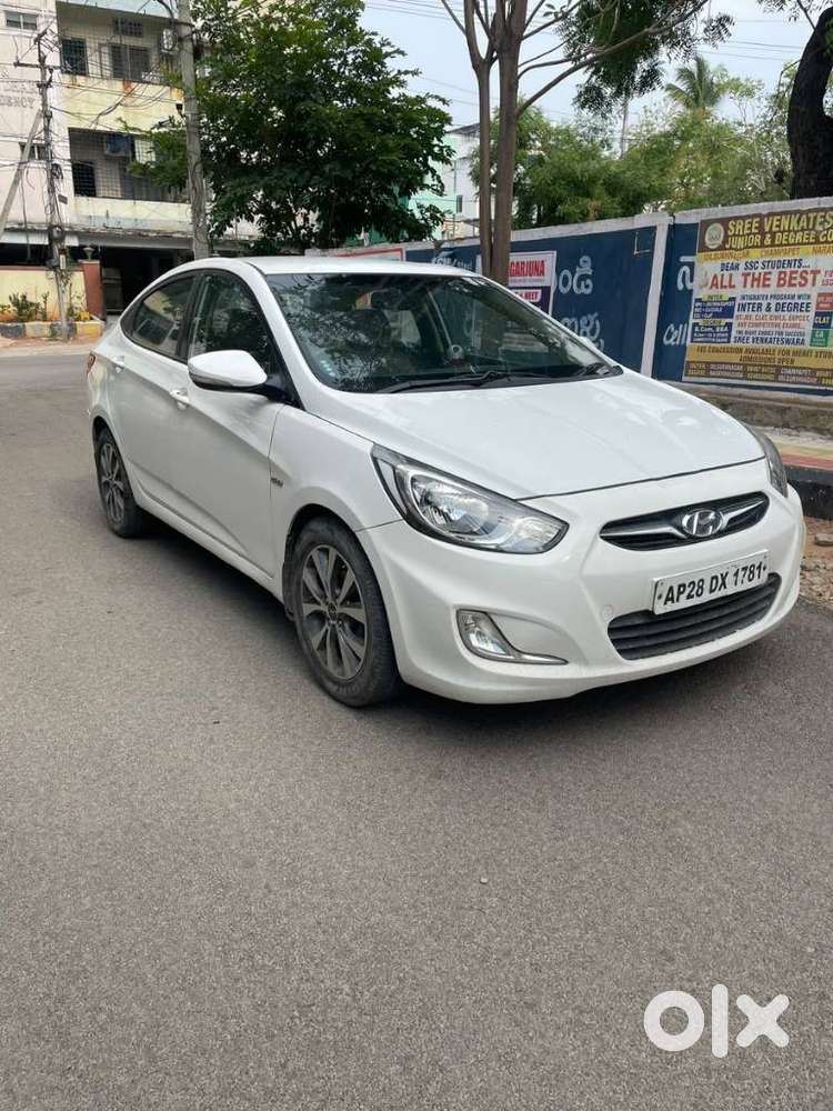 Hyundai Verna Fluidic 1.6 Crdi Sx Opt, 2013, Diesel