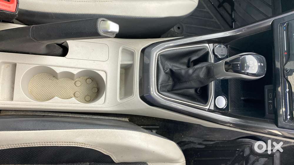 Volkswagen Taigun 1.0 Tsi Topline At, 2022, Petrol