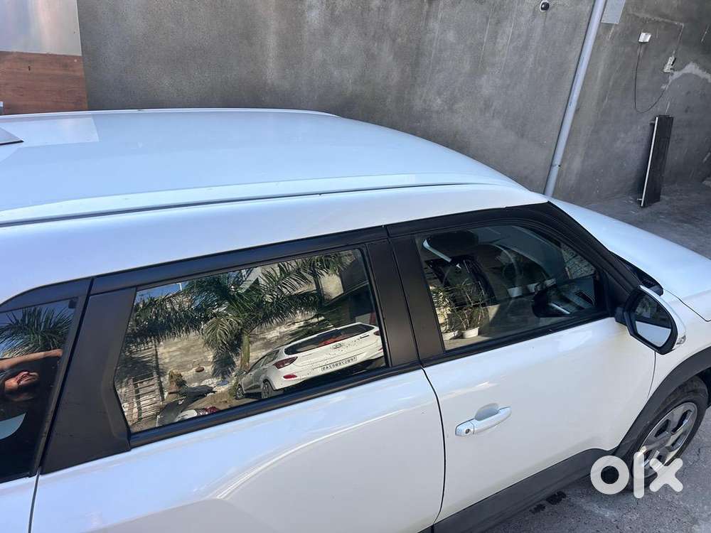 Maruti Suzuki Brezza 2023 Petrol 16000 Km Driven