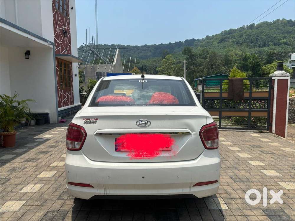 Hyundai Xcent 2017 Petrol Well Maintained