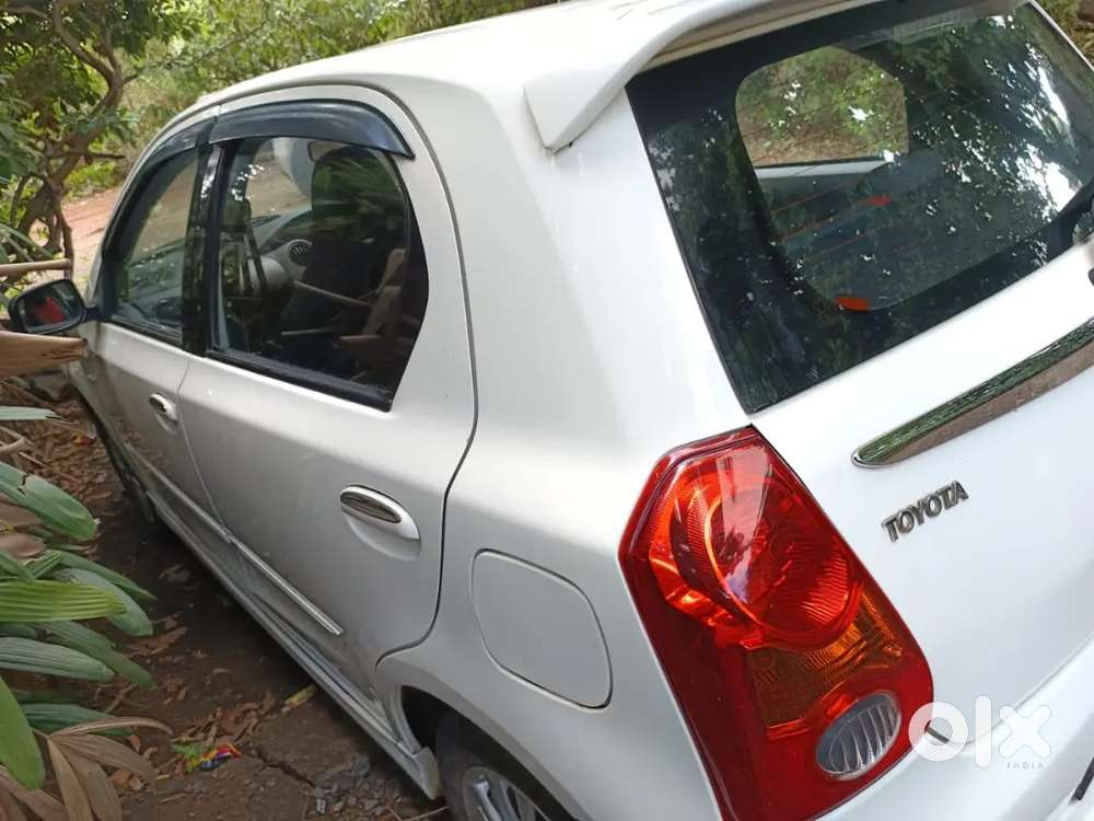 Toyota Etios Liva 2011