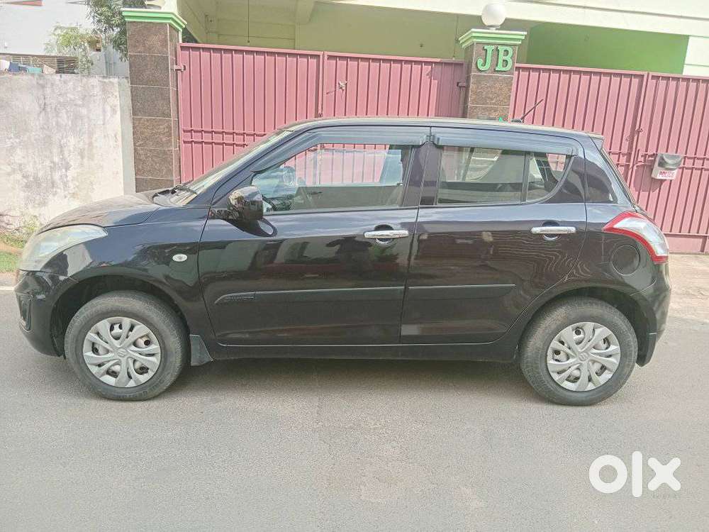 Maruti Suzuki Swift Dzire 1.3 Vxi, 2015, Petrol