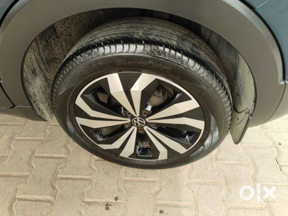 Volkswagen Taigun, 2024, Petrol