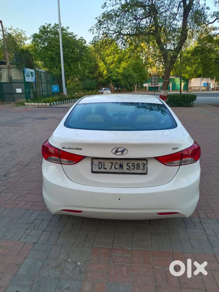 Hyundai Elantra 1.8 Sx Mt, 2012, Petrol