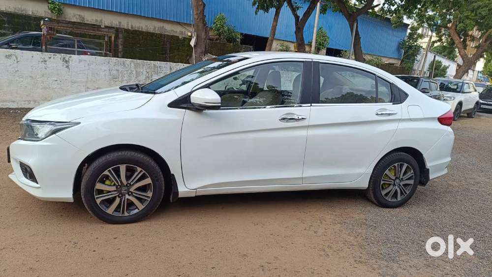 Honda City, 2023, Petrol