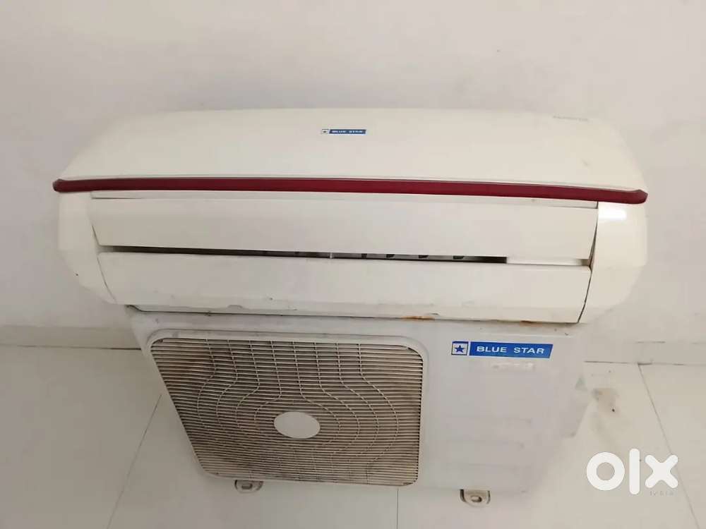 Used air condition in very good condition with warranty