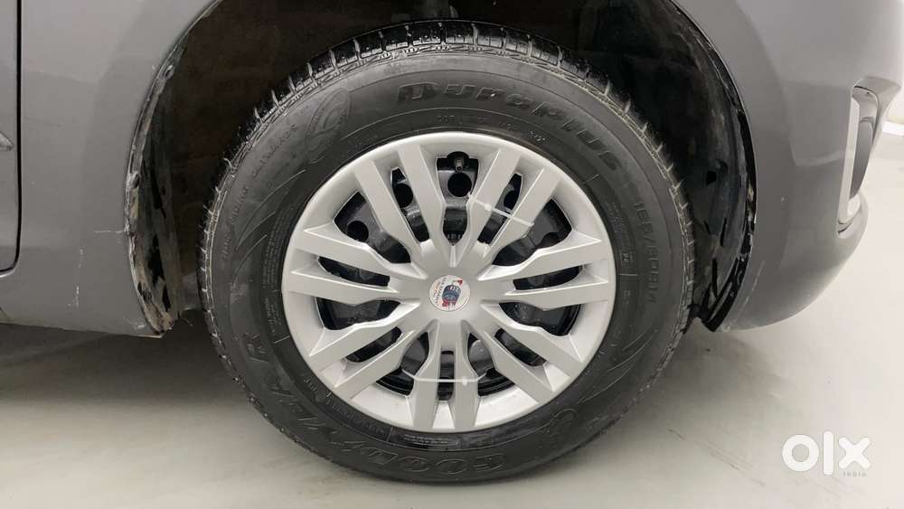 Maruti Suzuki Swift Vvt Vxi, 2015, Petrol