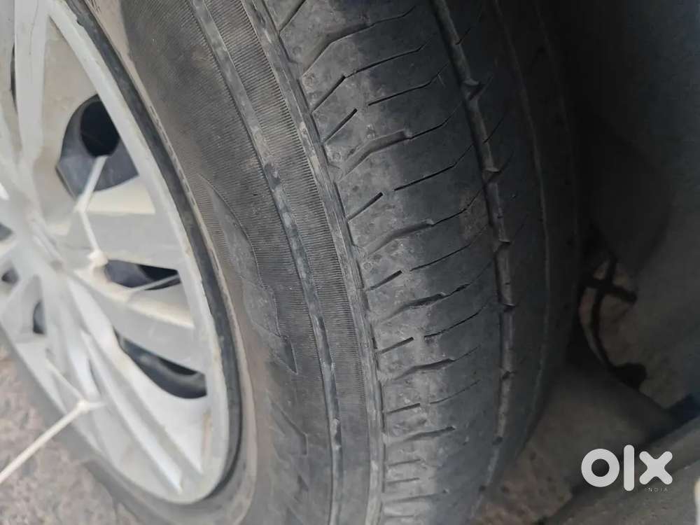 Swift Dzire Tyar 80% Car Good Condition One Hand Used