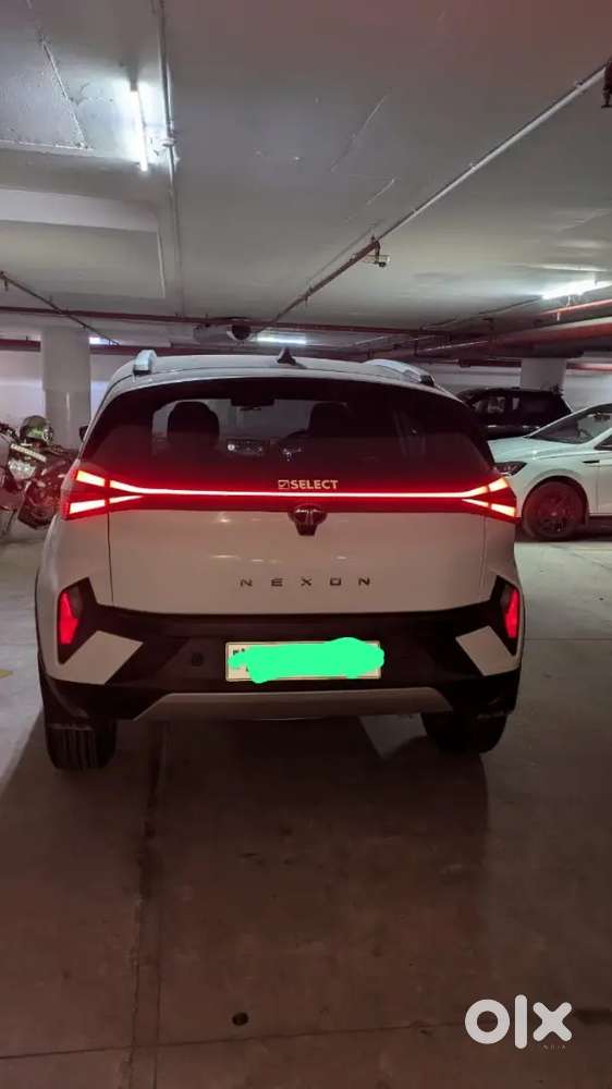Tata Nexon 2025 Diesel Well Maintained