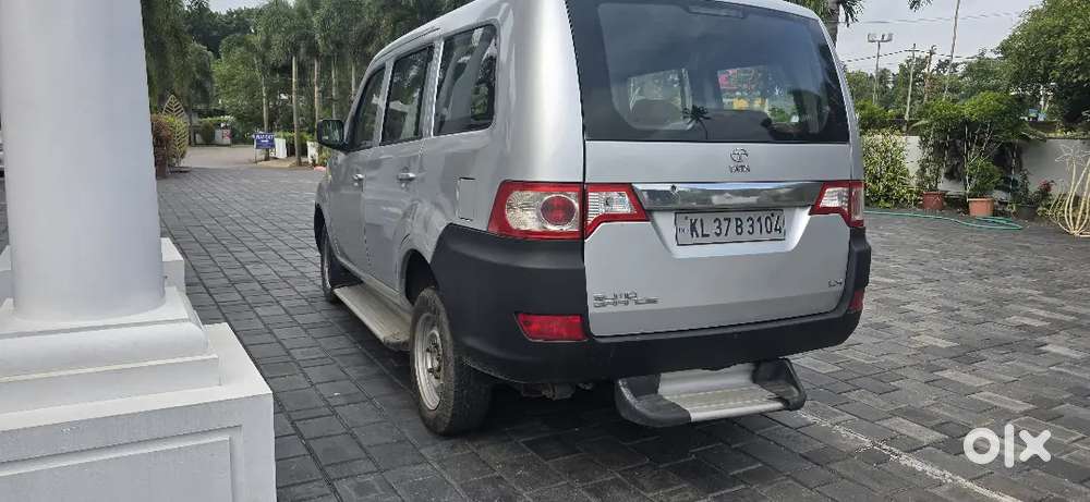 Tata Sumo Grande Lx 2012 2.2 Dicore Engine Low Kilometer