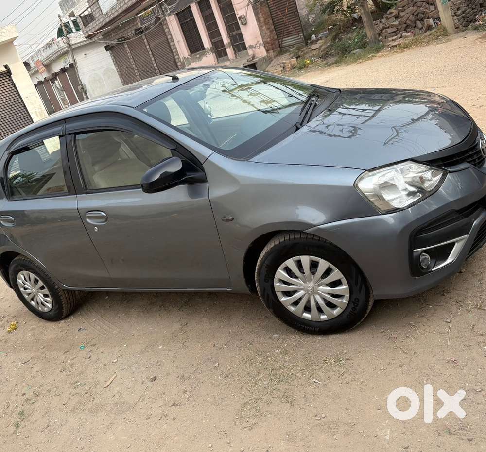 Toyota Etios Liva 2017 Diesel Well Maintained