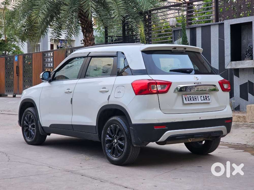 Maruti Suzuki Brezza 1.5 Zxi Smart Hybrid, 2021, Petrol