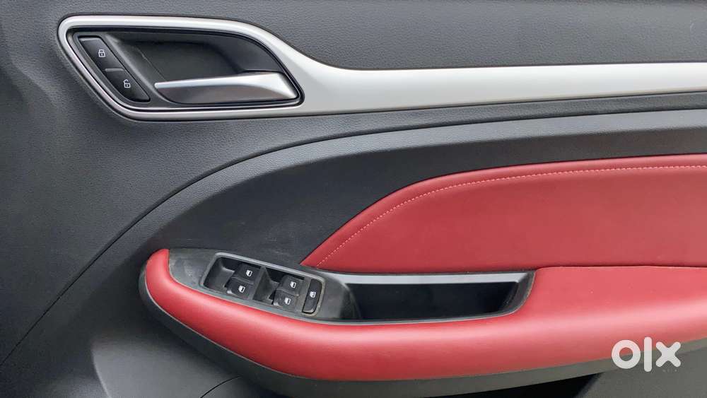 Mg Astor 1.3 Savvy Turbo At S Red, 2023, Petrol