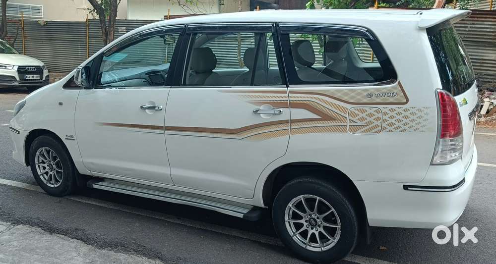 Toyota Innova 2.5 G (diesel) 7 Seater, 2010, Diesel