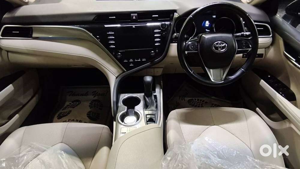 Toyota Camry 2.5 Hybrid, 2019, Petrol