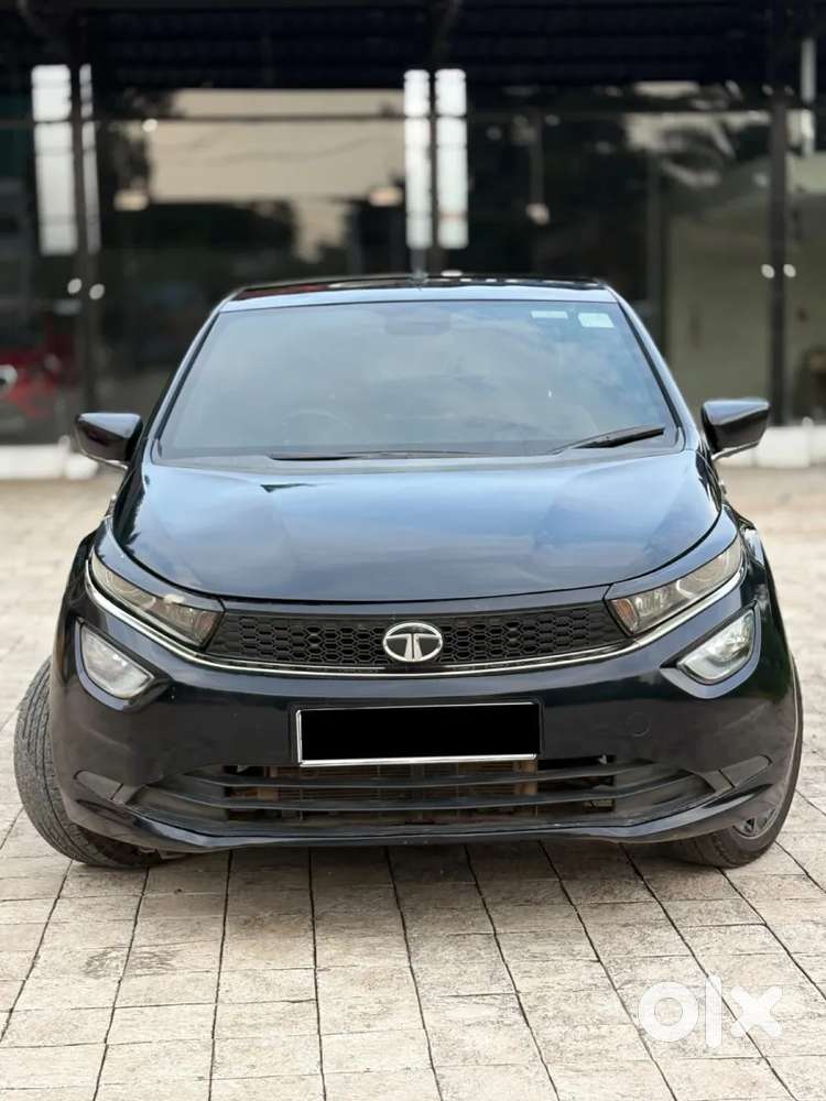 Tata Altroz 1.2 Xz Plus Dark Edition, 2022, Petrol
