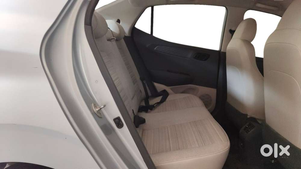 Hyundai Aura 1.2 S Petrol Amt, 2021, Petrol