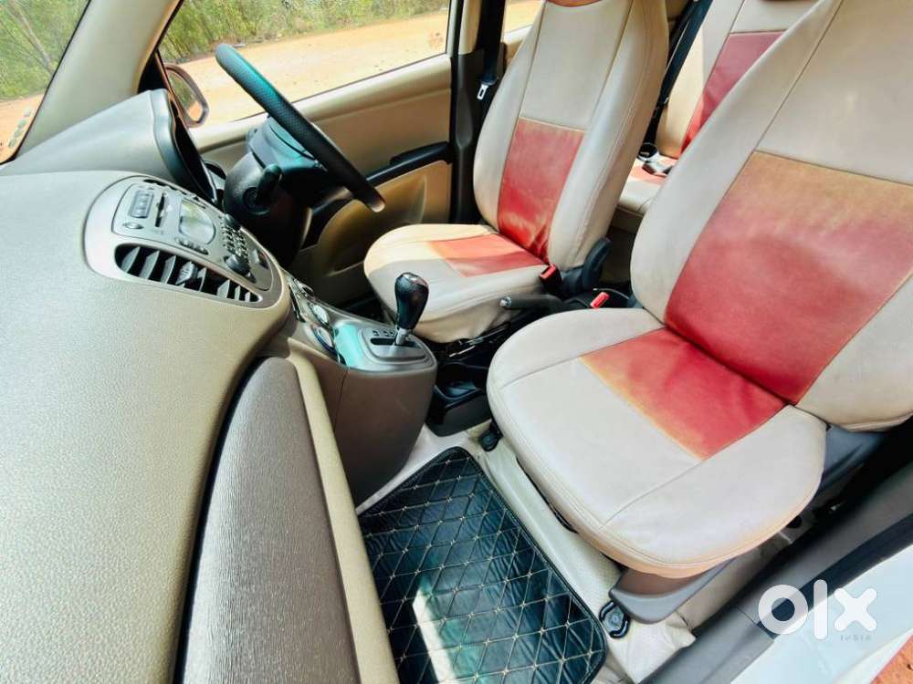 Hyundai I10 Sportz At, 2012, Petrol