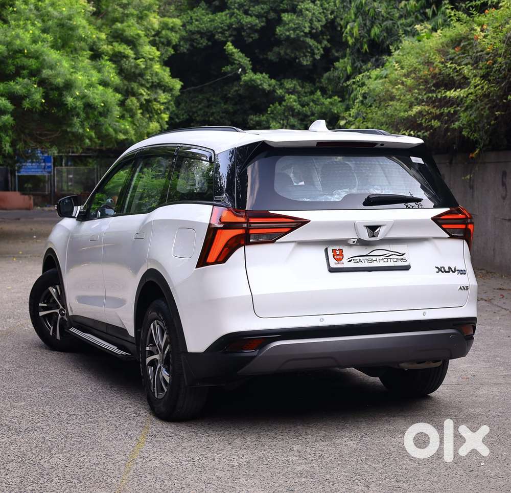 Mahindra Xuv700 2.0 Ax 7 Petrol At Str, 2024, Petrol