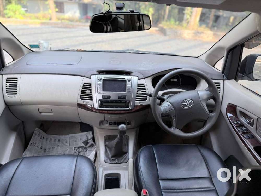 Toyota Innova 2.0 V, 2013, Diesel