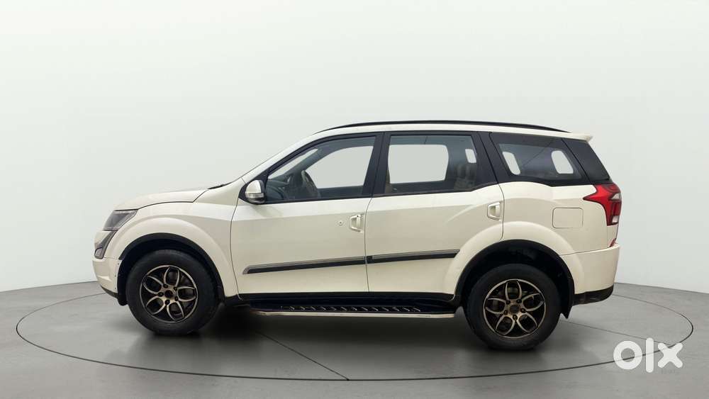 Mahindra Xuv500 W7, 2020, Diesel