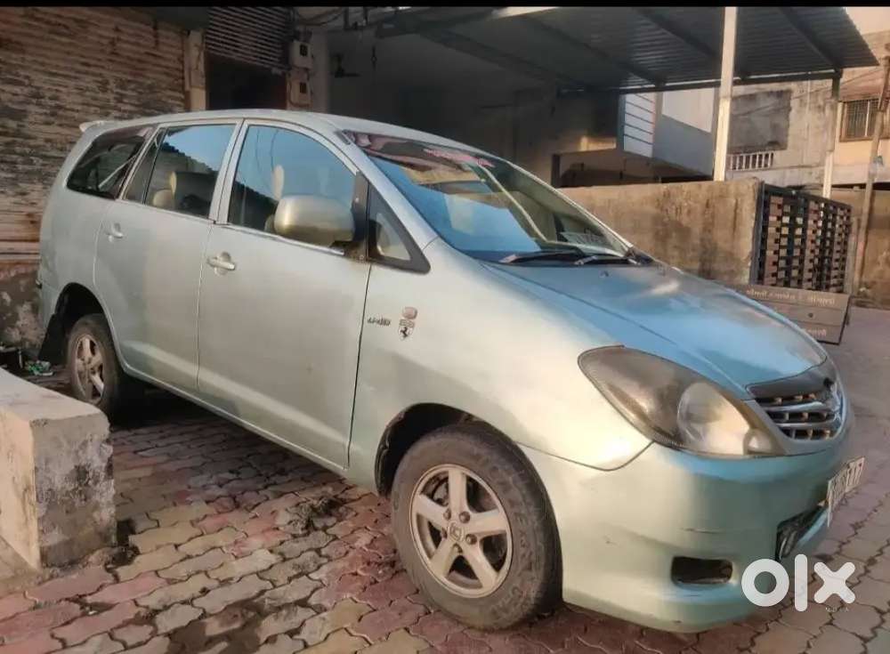 Innova Car 2007