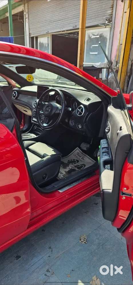 Mercedes-benz Cla 2017 Petrol 92000 Km Driven