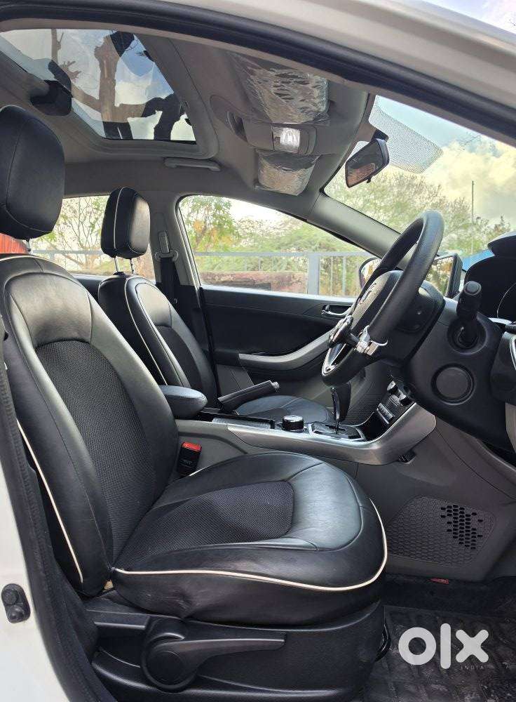 Tata Nexon 1.2 Revotron Xza Plus, 2018, Cng & Hybrids