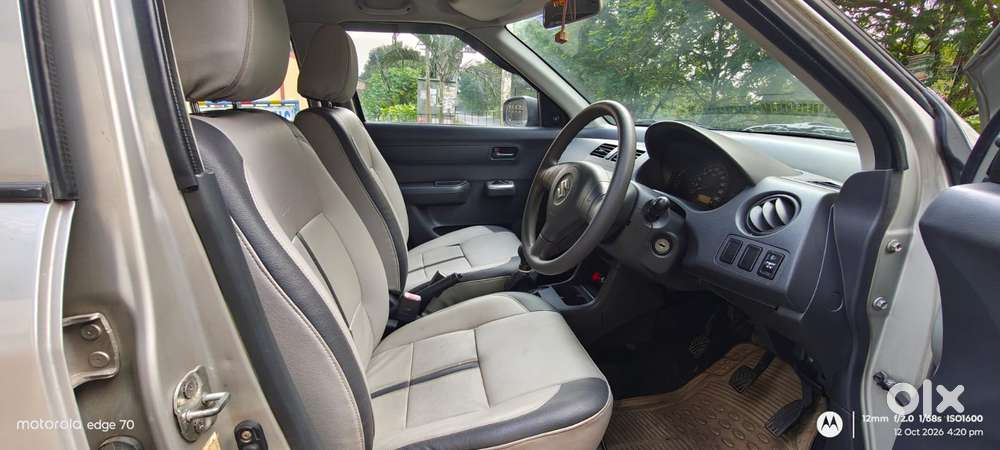 Maruti Suzuki Swift 1.2 Lxi (o), 2011, Petrol