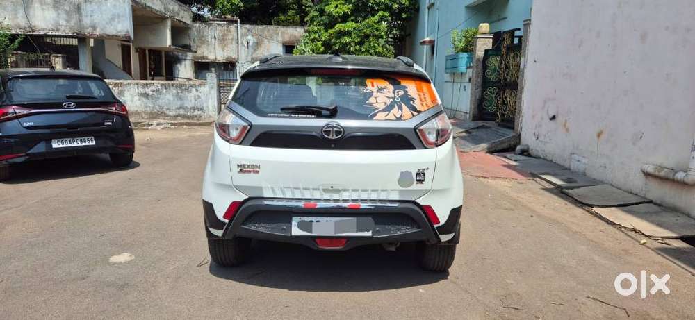 Tata Nexon 1.2 Revotron Xz Plus Dual Tone, 2018, Diesel