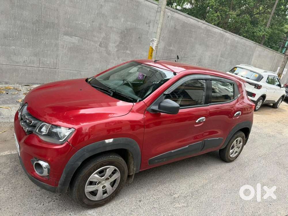 Renault Kwid 2016 Petrol Showroom History Maintained