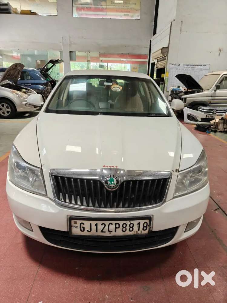 Skoda Laura Elegance 2011 Diesel