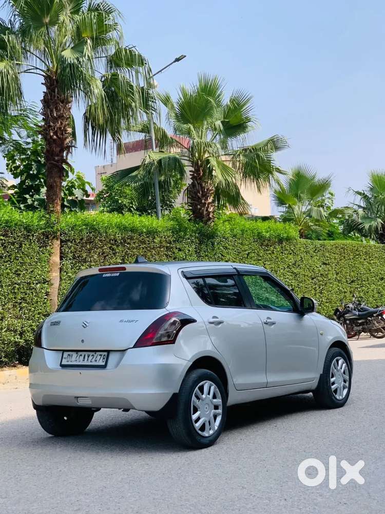 Maruti Suzuki Swift Lxi Optional-o, 2017, Petrol