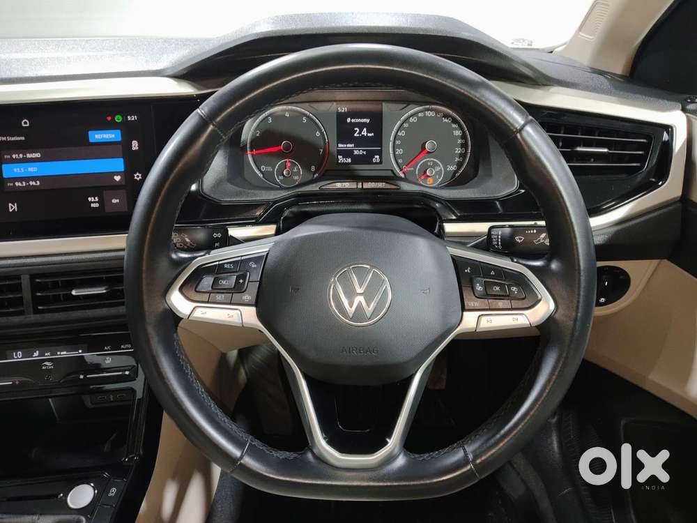 Volkswagen Virtus Highline Plus 1.0 Tsi At, 2023, Petrol