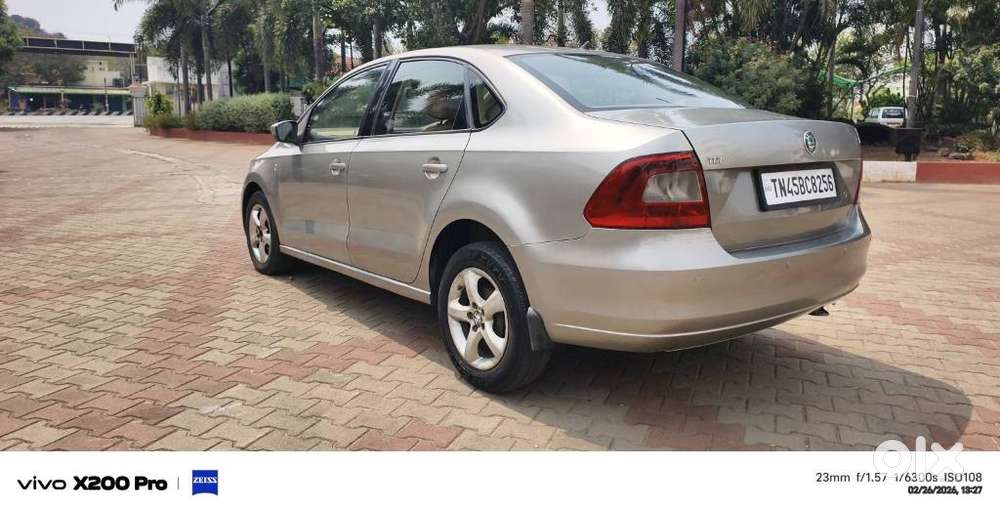 Skoda Rapid Elegance 1.6 Tdi Cr Manual, 2012, Diesel