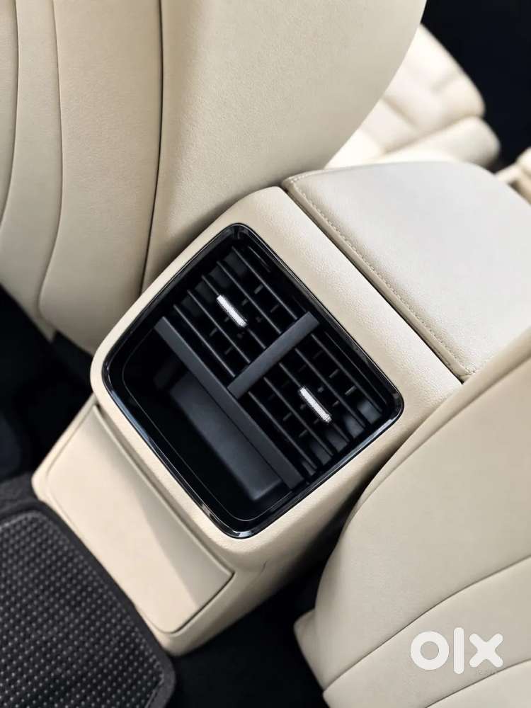 Skoda Octavia 2.0 Style Tsi At, 2022, Petrol