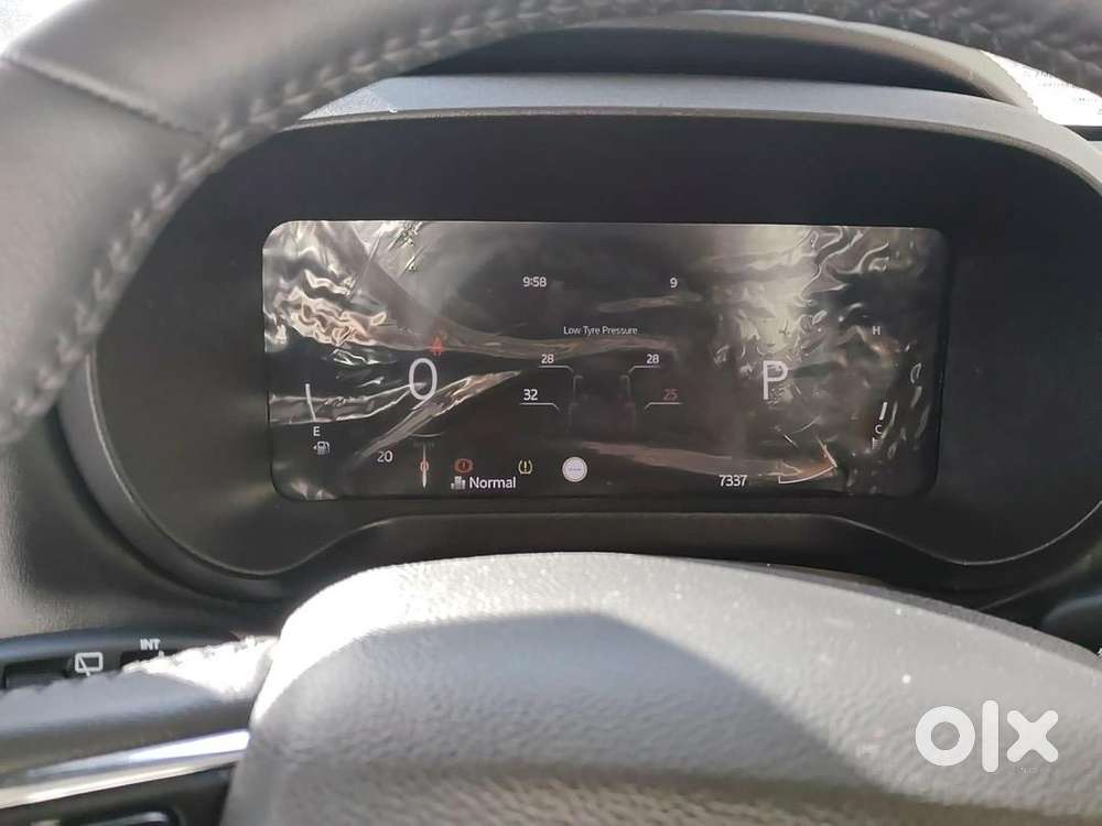 Mahindra Thar Roxx 2025