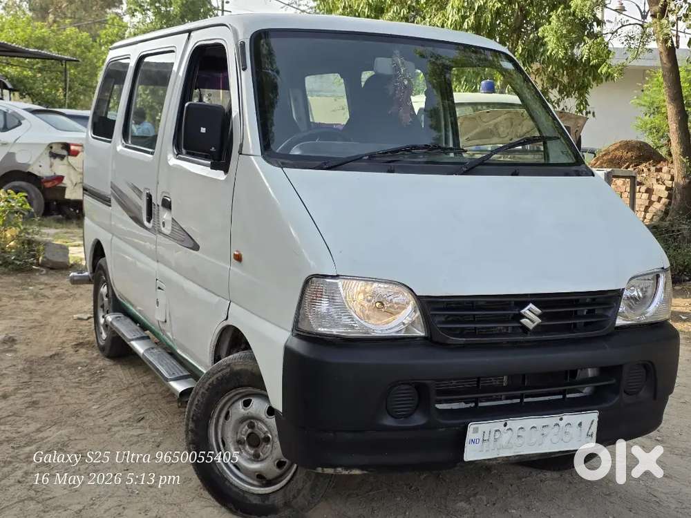 Neat And Clean Silent Engine Maruti Suzuki Eeco Cng