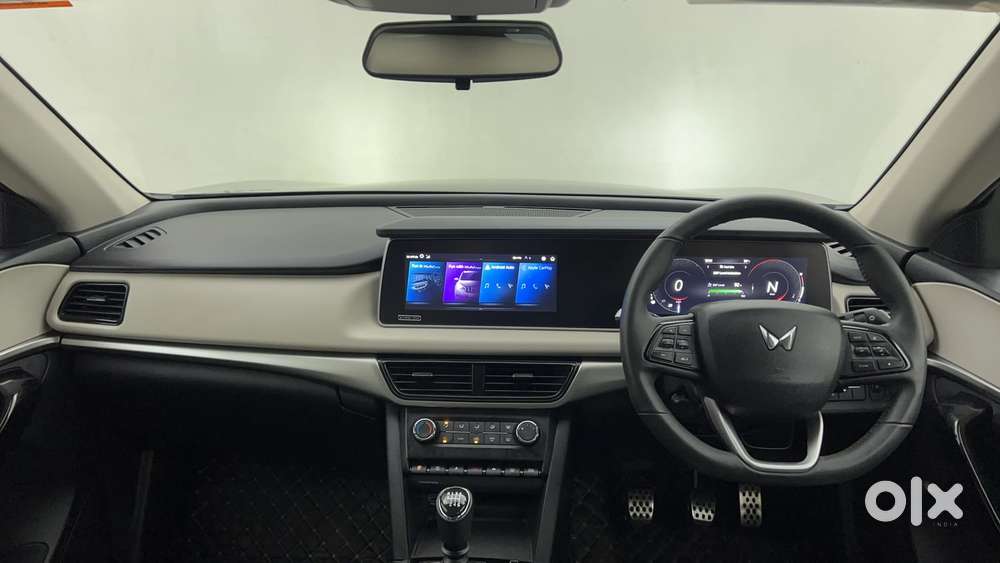 Mahindra Xuv700 2.2 Ax 5 Diesel Mt 7 Str, 2024, Diesel