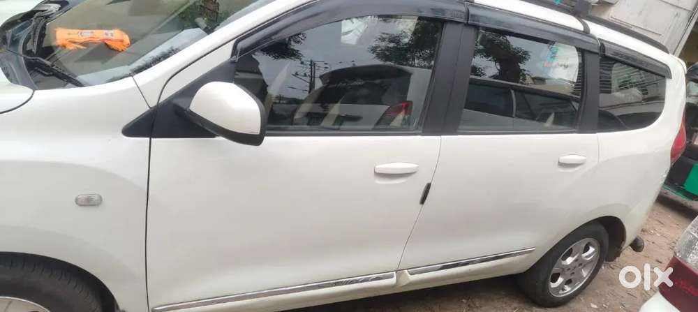 Renault Lodgy Rxz 2016 Car