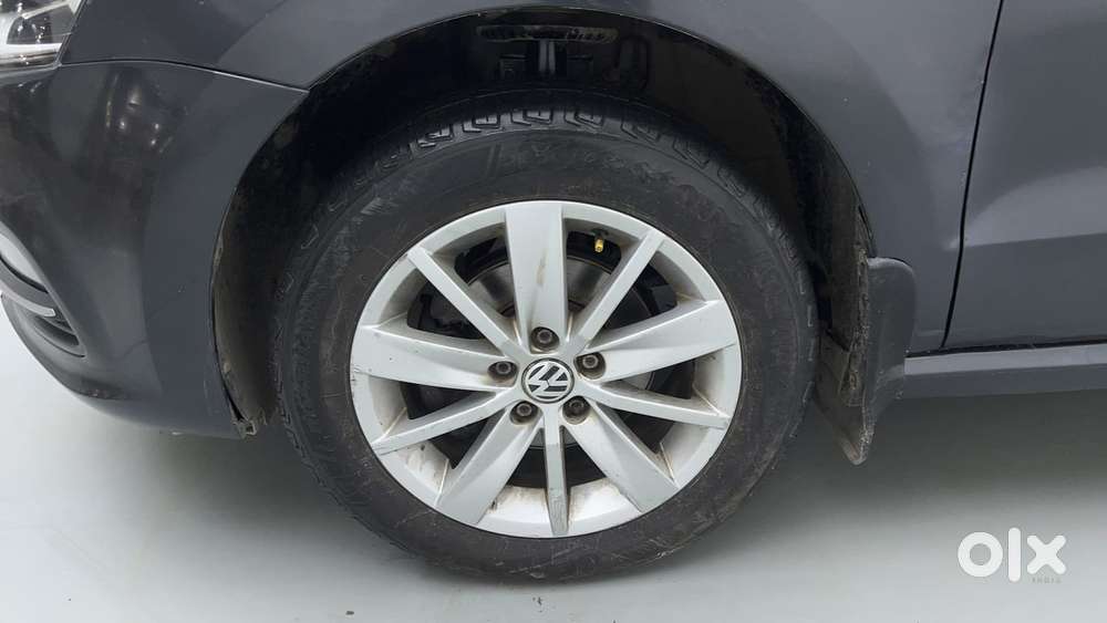 Volkswagen Polo 2009-2013 Petrol Highline 1.2l, 2015, Petrol