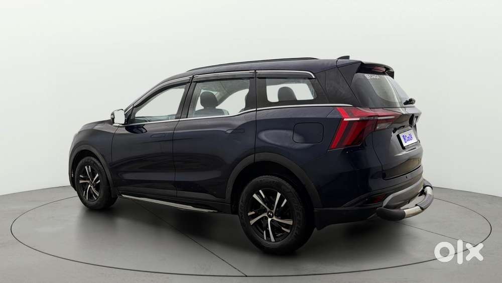 Mahindra Xuv700 2.2 Ax 3 Diesel At 5 Str, 2022, Petrol