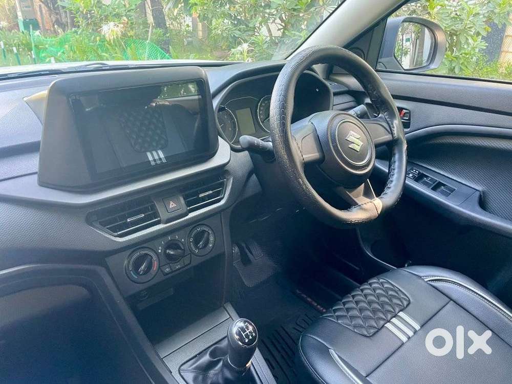 Maruti Suzuki Brezza 1.5 Lxi Smart Hybrid, 2025, Petrol