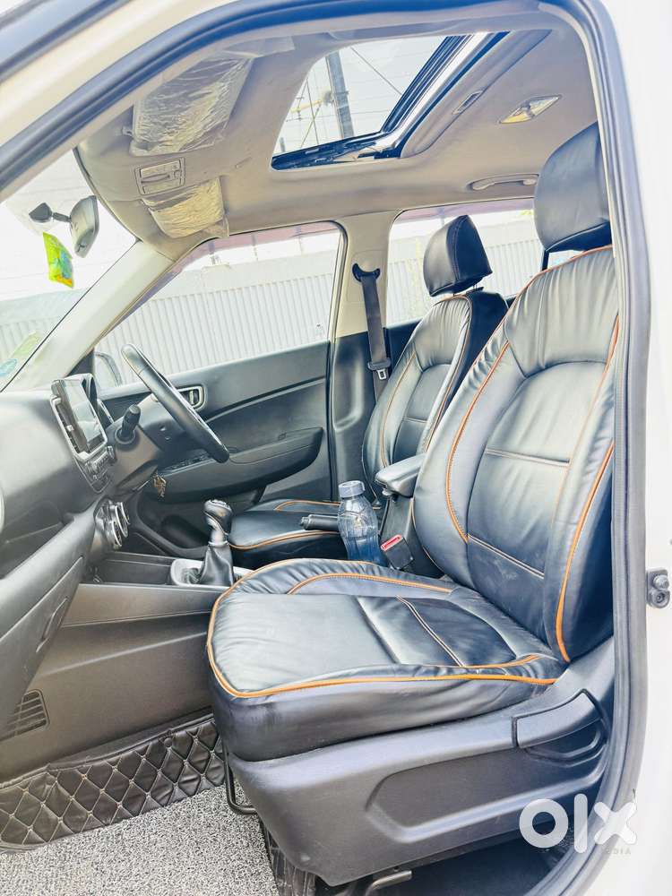 Hyundai Venue 1.5 Crdi Sx (o) Dual Tone, 2019, Diesel