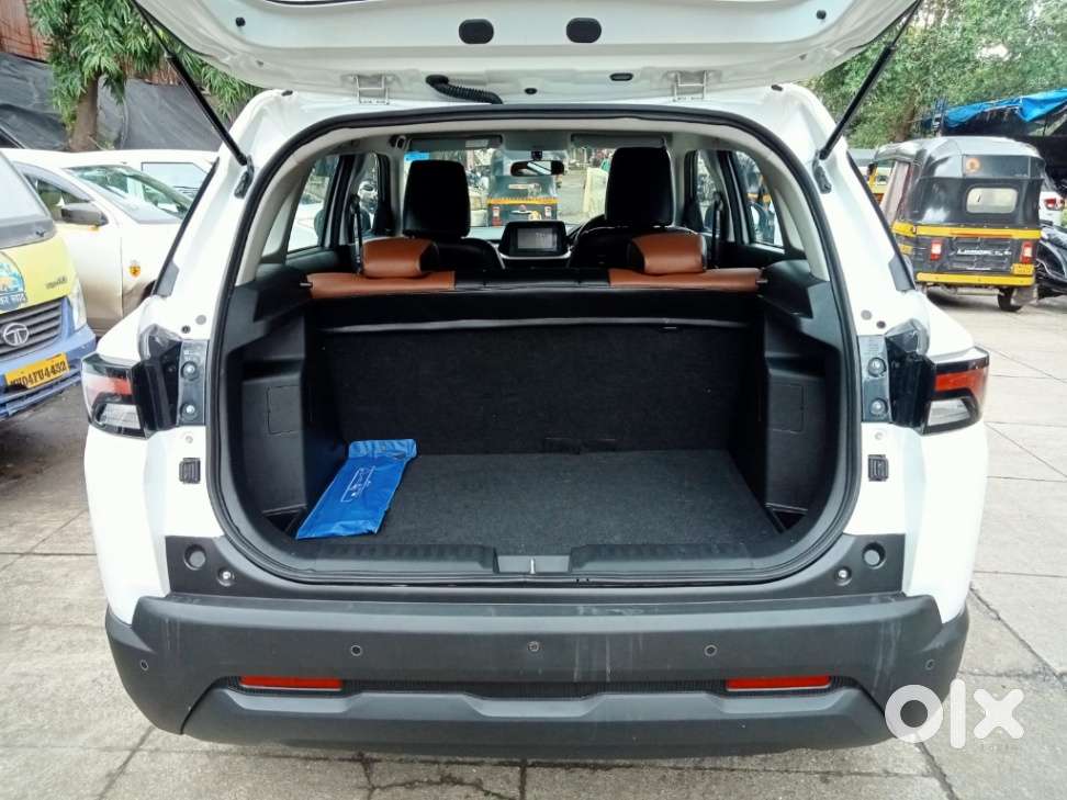 Maruti Suzuki Brezza 1.5 Vxi At Smart Hybrid, 2023, Petrol