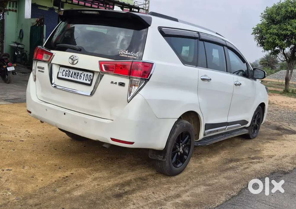 Toyota Innova Crysta 2019 Diesel Manual