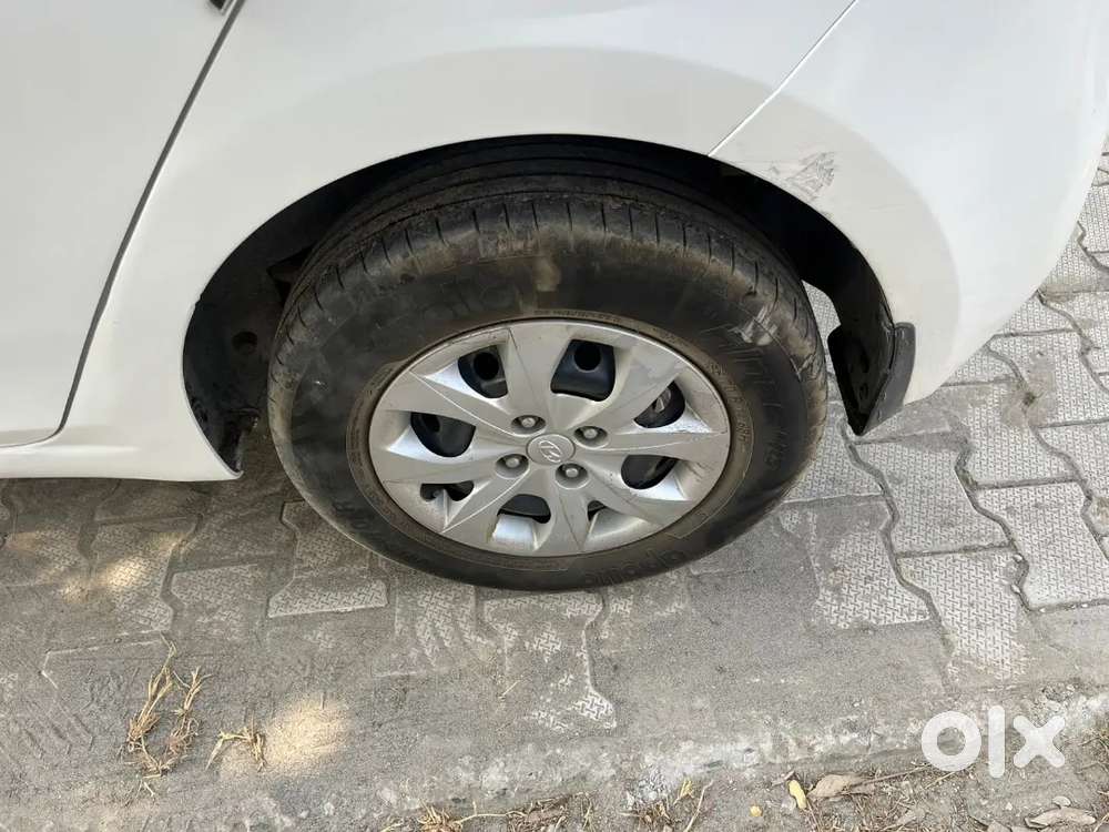 Urgent Selling, Bahar Jana H Isliye, Family Car