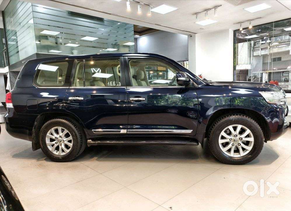 Toyota Land Cruiser [2015-2020] 4.5 Vx Lc 200, 2019, Diesel